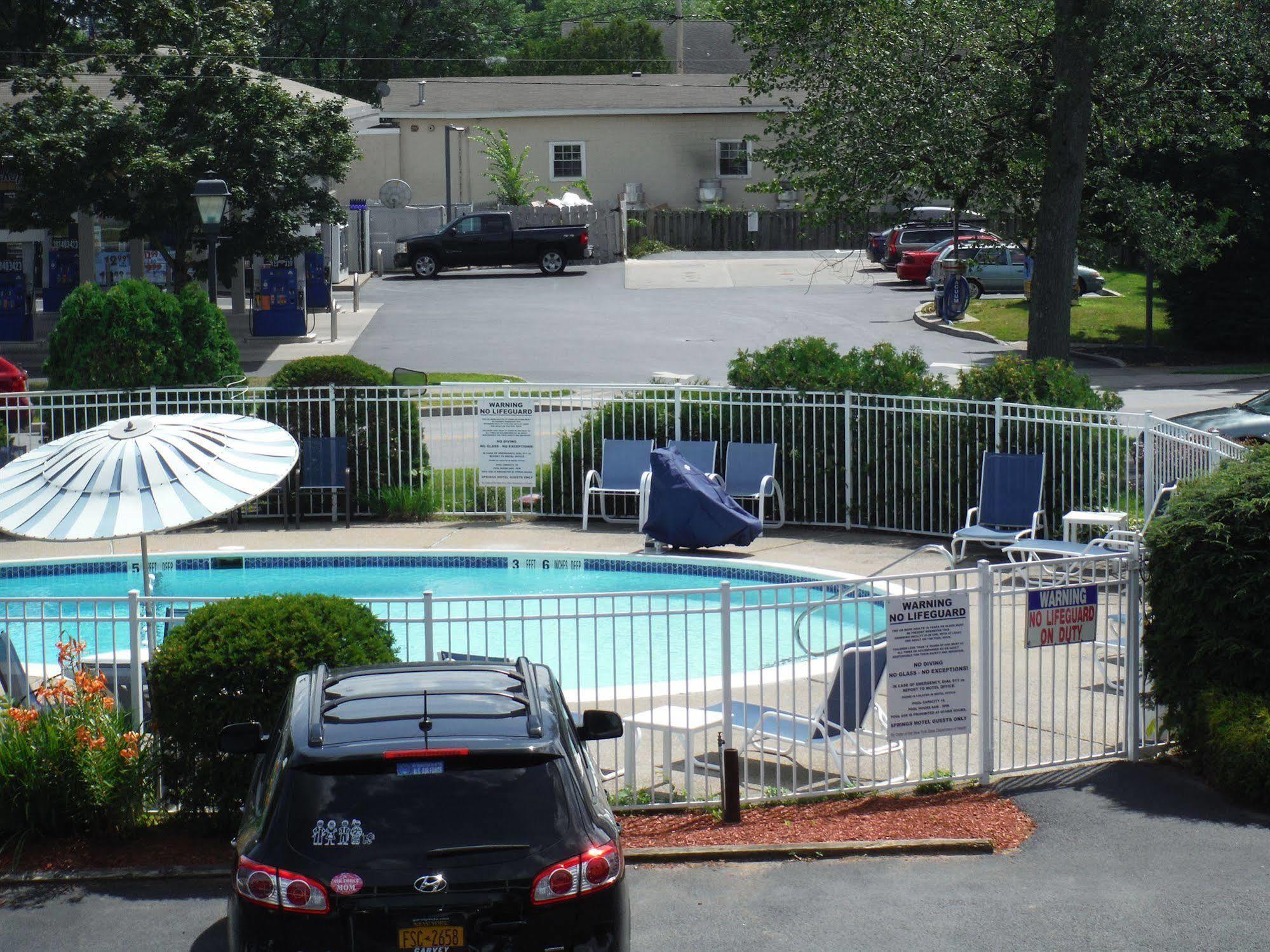 The Springs Motel Saratoga Springs Exteriér fotografie