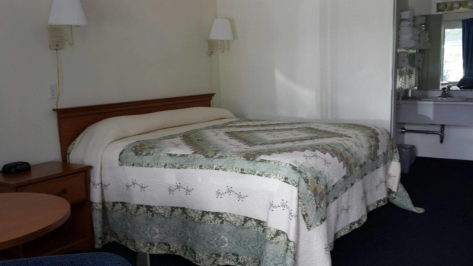 The Springs Motel Saratoga Springs Exteriér fotografie